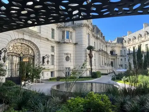 Avenida Santa Fe y Maipú