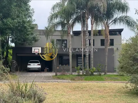 Carola Lorenzini 4900