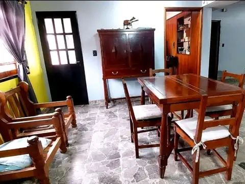 Depto Tipo Casa en Venta de 4 ambientes
