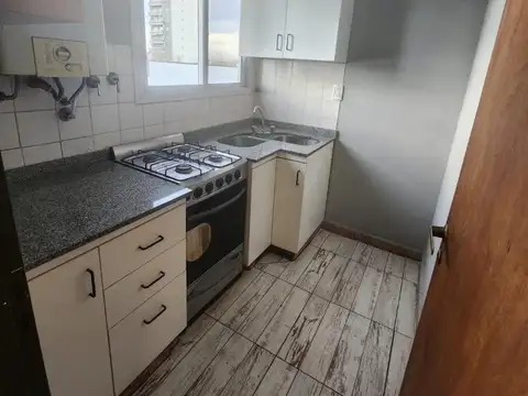 Departamento en Alquiler en Wilde, $ 670.000