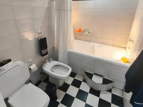 VENTA PH 3 ambientes más monoambiente y cuarto deposito