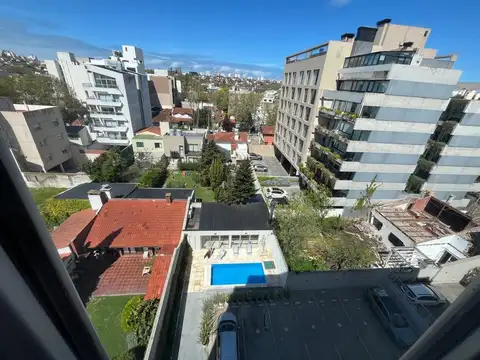 REGIO DOS AMBIENTES COCHERA Y TERRAZA PROPIA ZONA GUEMES