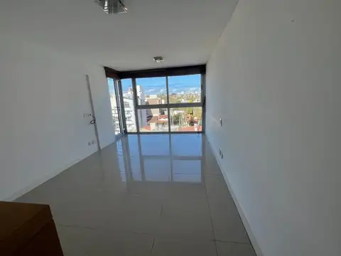 Departamento en Venta en Zona Guemes, USD 165.000