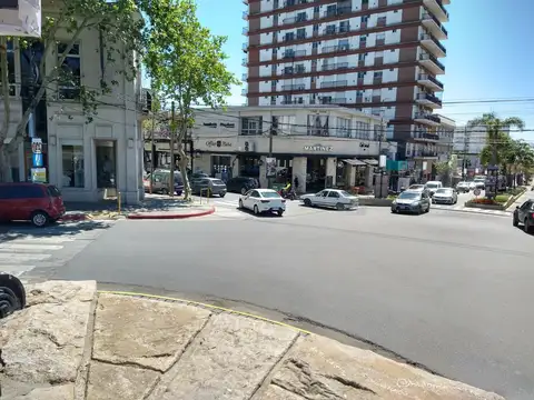 Oficina en Alquiler en Centro (Campana), $ 380.000