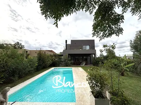 Casa en Venta en Pilar Del Este, Countries y Barrios Cerrados en Pilar