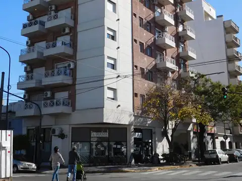 EXCELENTE PEP.TO  1 AMBIENTE C/BALCÓN AL FRENTE