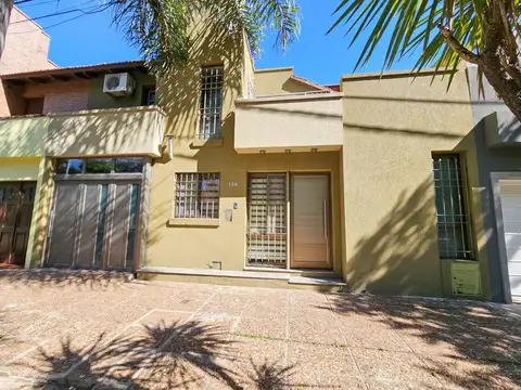 CASA EN VENTA EN VILLA CONSTITUCIÓN APTA CRÉDITO