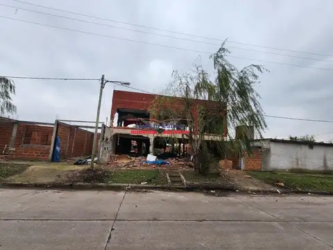 LOTE DE 340 M² CON ENCADENADO EN RAFAEL CASTILLO