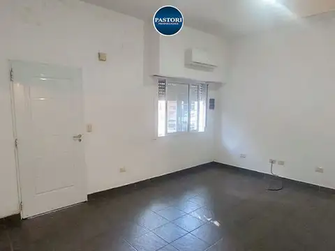 Depto Tipo Casa en Venta de 2 ambientes