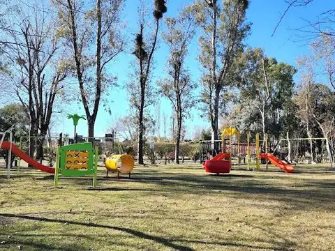 OPORTUNIDAD VENTA CASA 4 AMBIENTES