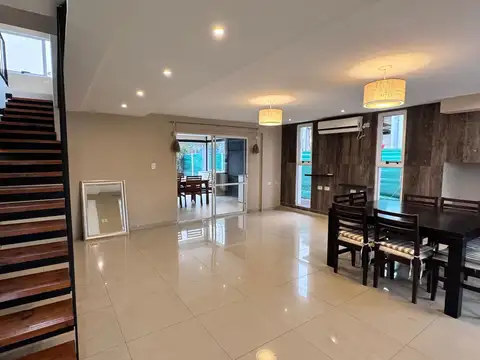 Casa en Venta en Tafi Viejo, USD 248.000