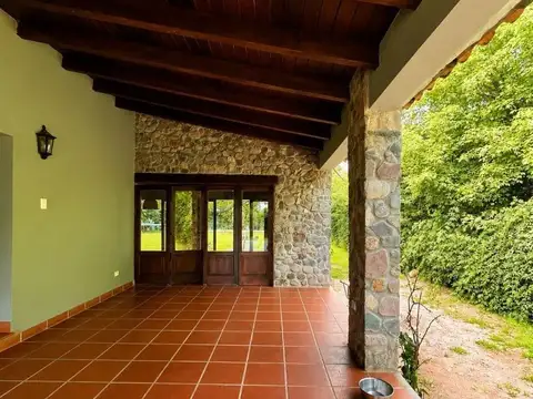 Casa en Alquiler en Zona Centro, USD 1.300