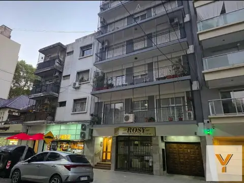 Departamento en Venta - 3 Dormitorios 2 Baños - 93mts - Villa del Parque
