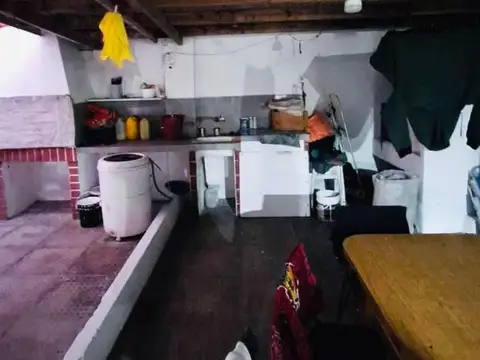 Casa 3 ambientes con 1 baño
