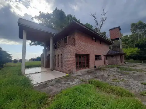 Chalet 9 ambientes