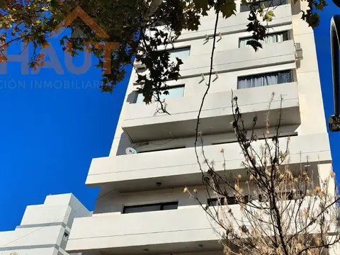 Departamento 2 Dorm. Cipolletti-Avenida Alem  al 600