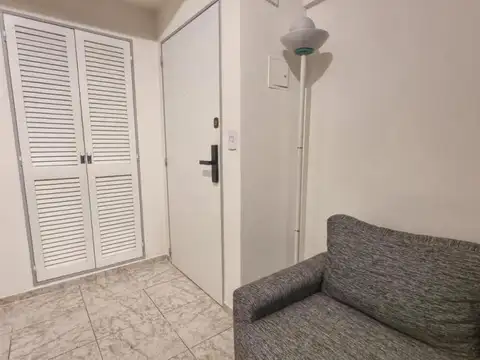 EN VENTA MONOAMBIENTE EXCELENTE ESTADO A 800MTS DEL OBELISCO - FICHA 8687