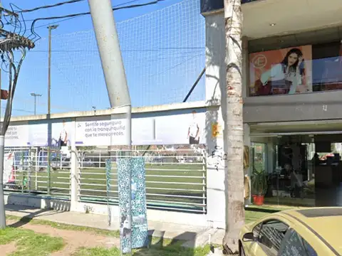 COMPLEJO DEPORTIVO Y COMERCIAL EN VENTA – ADROGUÉ