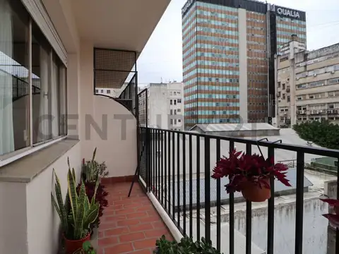 Departamento en Venta en San Nicolás, USD 185.000