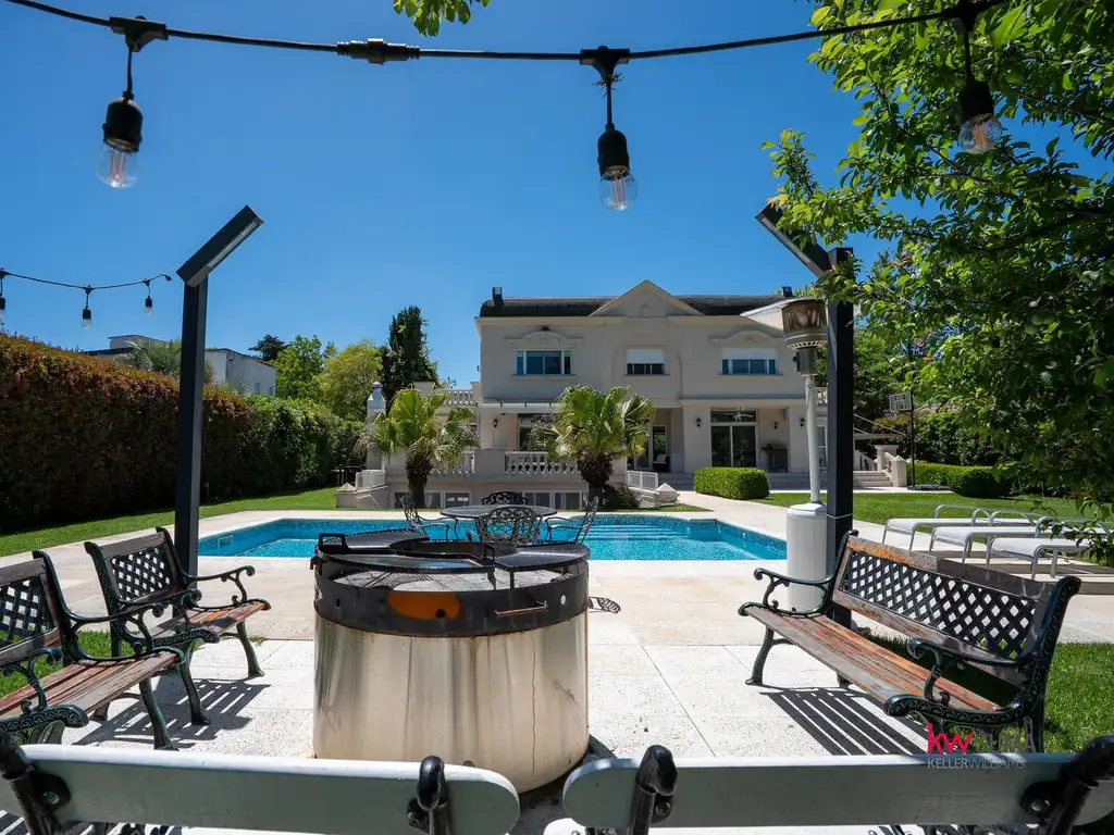 Casa en Venta en Abril Club De Campo