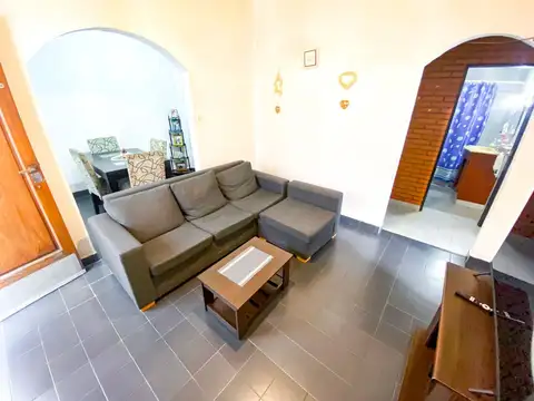 Depto Tipo Casa en Venta en Lanus Oeste, USD 75.000