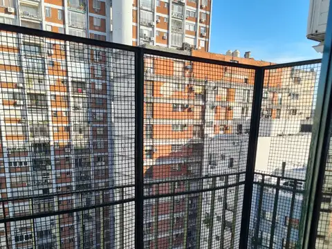Muy luminoso Semipiso Excelente ubicacion