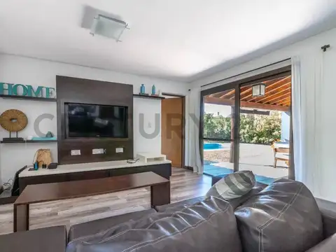OPORTUNIDAD! Bajo de Precio ! Exclusiva casa en cul de sac en Venta 5 ambientes, en La Alameda , Nor