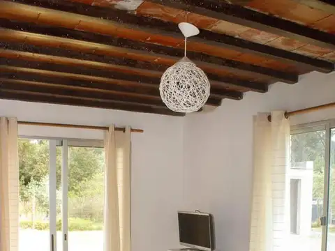 Leopoldina Rosa y  Ajax, La Barra