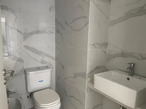 Depto Tipo Casa 2 ambientes con 1 baño