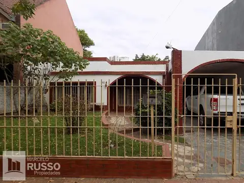 CASA 4 AMBIENTES – PQUE. QUIRNO