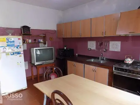 CASA 4 AMBIENTES – PQUE. QUIRNO