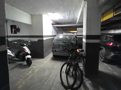 Cochera en venta en Caballito