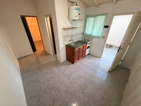 Depto Tipo Casa en Alquiler de 1 dormitorio