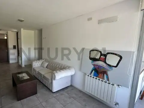 6 E/ 526 Y 527 500, Piso 1