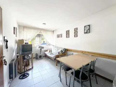 Departamento en venta en Abasto, Rosario 1 dormitorio PB c/ patio