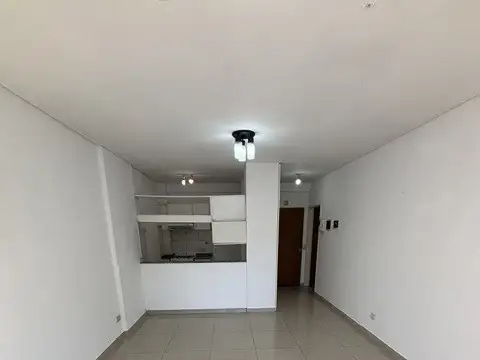 Departamento en Alquiler en Colegiales, $ 550.000