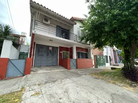 Cerrito 1300, Piso 0