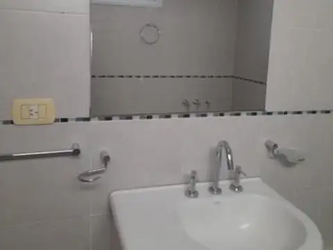 Departamento en Alquiler en Flores Norte, $ 680.000