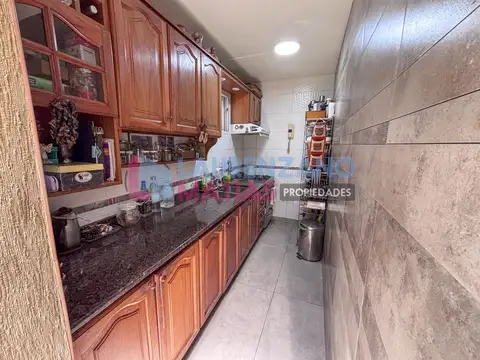Depto Tipo Casa en Venta 40 años
