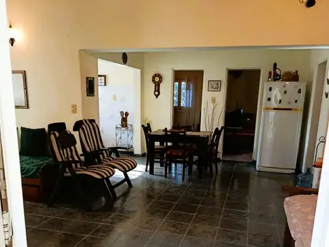 CASA QUINTA VENTA ALEJANDRO KORN PARQUE Y PILETA