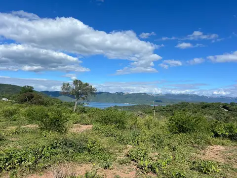 Lote con vistas al Dique Cabra Corral