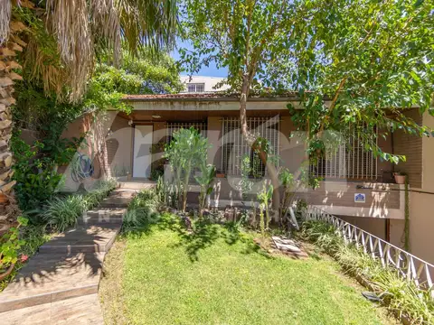 Depto Tipo Casa en Venta de 4 dormitorios