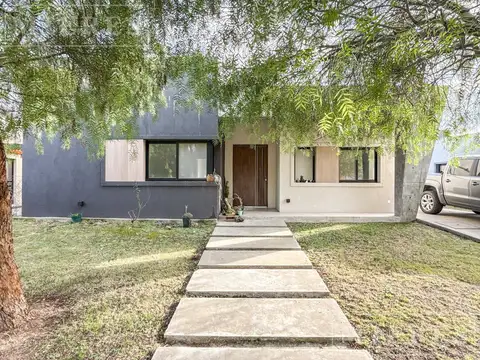Casa en venta en San Ramiro, Pilar del Este, Calle Torra 2814