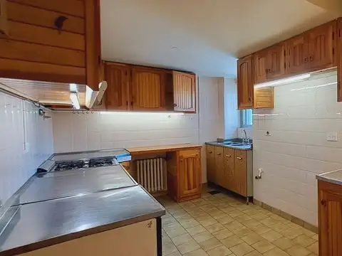 Departamento en Alquiler de 4 dormitorios