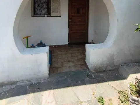 Casa en Venta en Martinez, USD 180.000