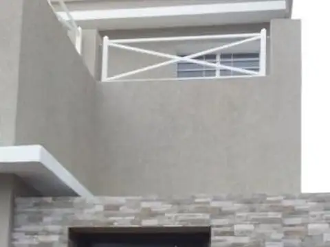 Casa en Venta en Haedo Sur, USD 190.000