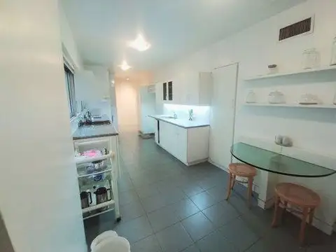 Departamento en Alquiler con 2 cocheras