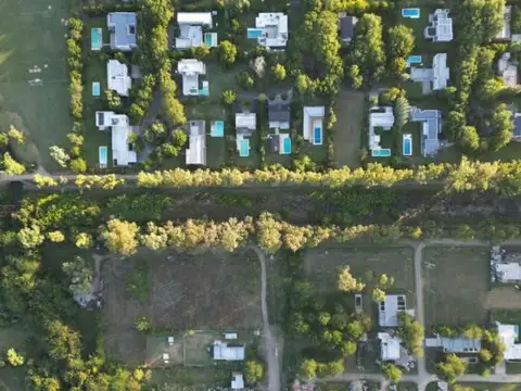 Terreno en Venta 96  mts Frente