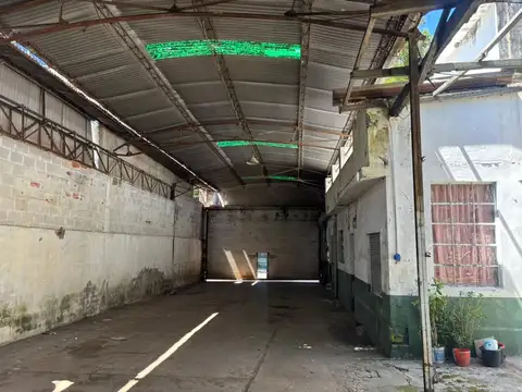 GALPÓN + VIVIENDA/OFICINAS – GRAL PACHECO ,TIGRE