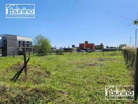 Terreno en Venta 33  mts Fondo